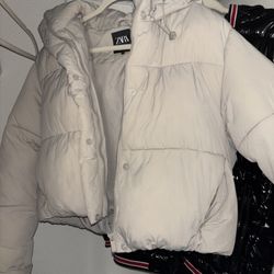 zara puffer white