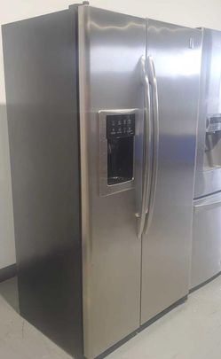 GE Side-by-Side Stainless Steel Refrigerator Fridge
