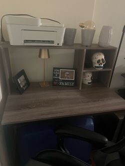 Computer Desk – Good Condition