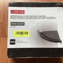Delta Contentporary Comer Shelf With Assist Bar 