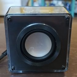 Mini Cube bluetooth speaker 