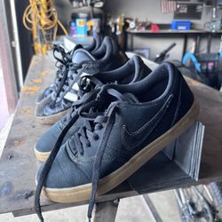 Free Boys Shoes Size 4 Two Pairs 