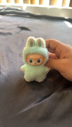 Mini labubu original popmart