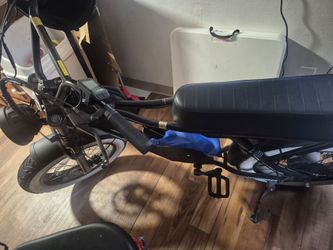 Gotrax R7 E-bike