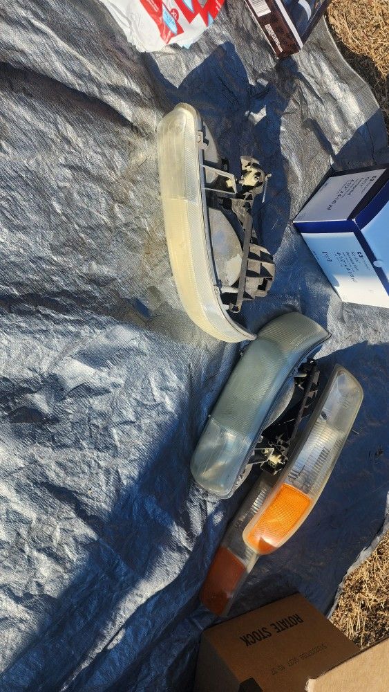 Head lights from 04 tahoe