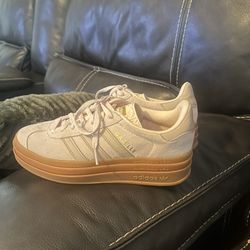 Adidas Gazelle Women Shows