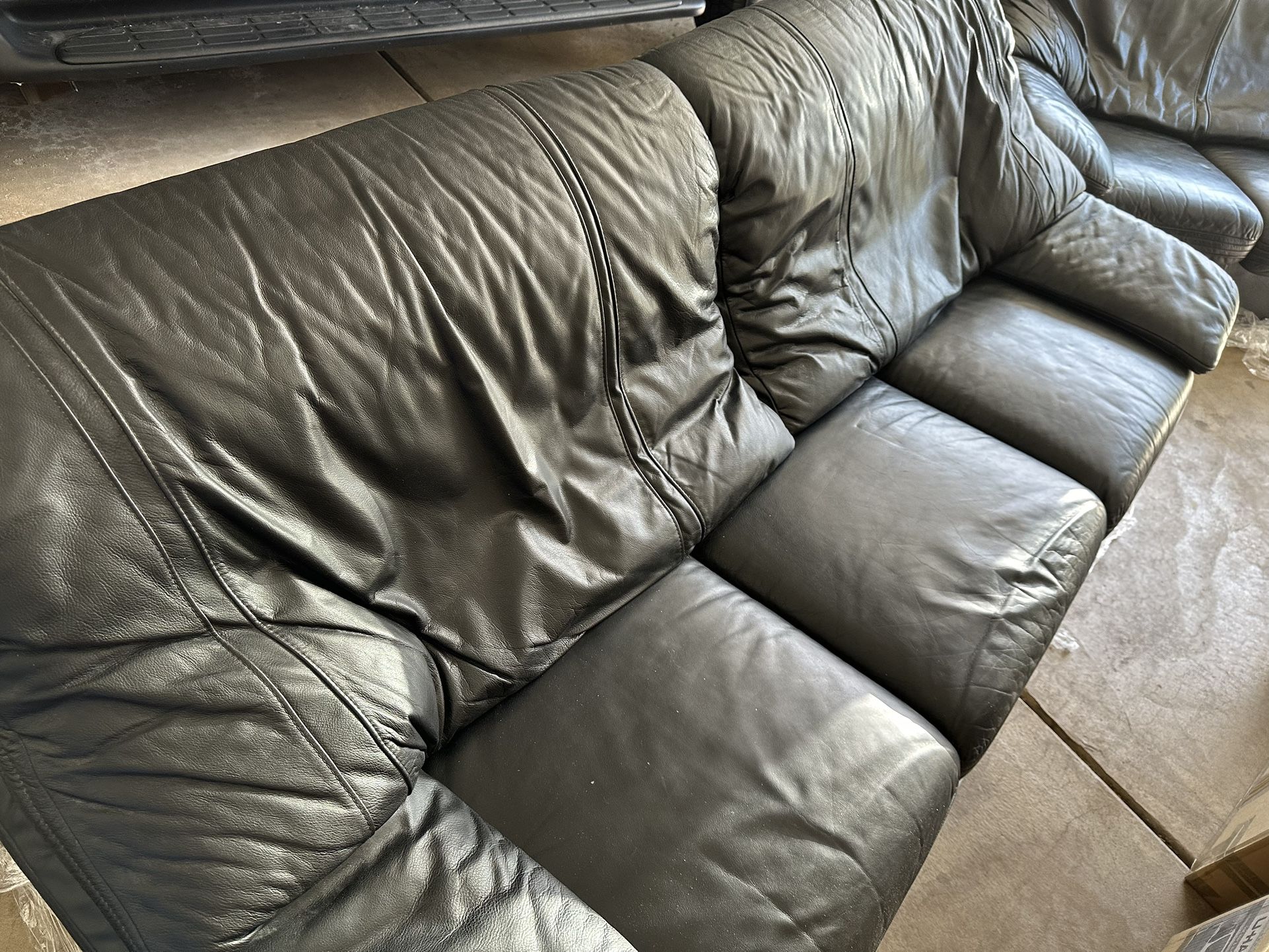 Couches Italian Leather black Modern 