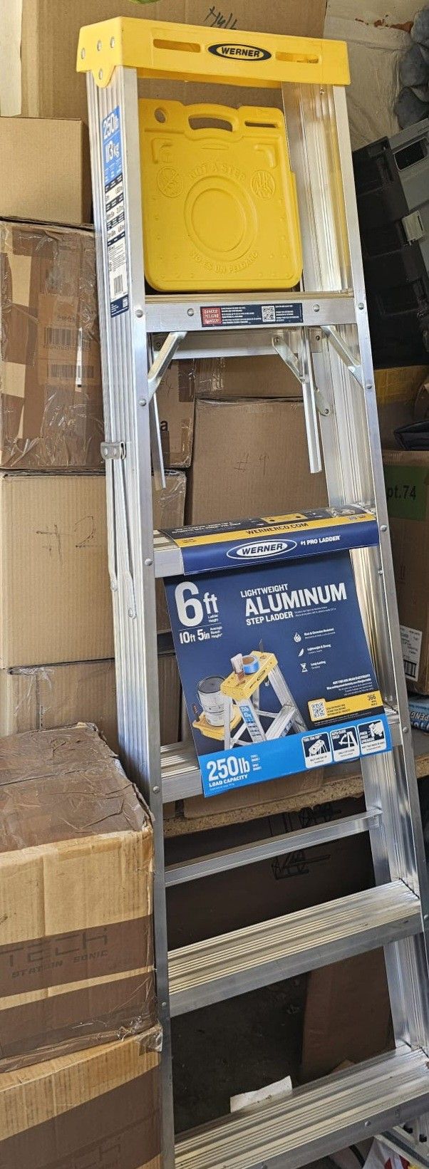 Brand New 6 Ft Ladder