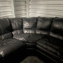 Sectional Couch w/ Matching Love Seat 