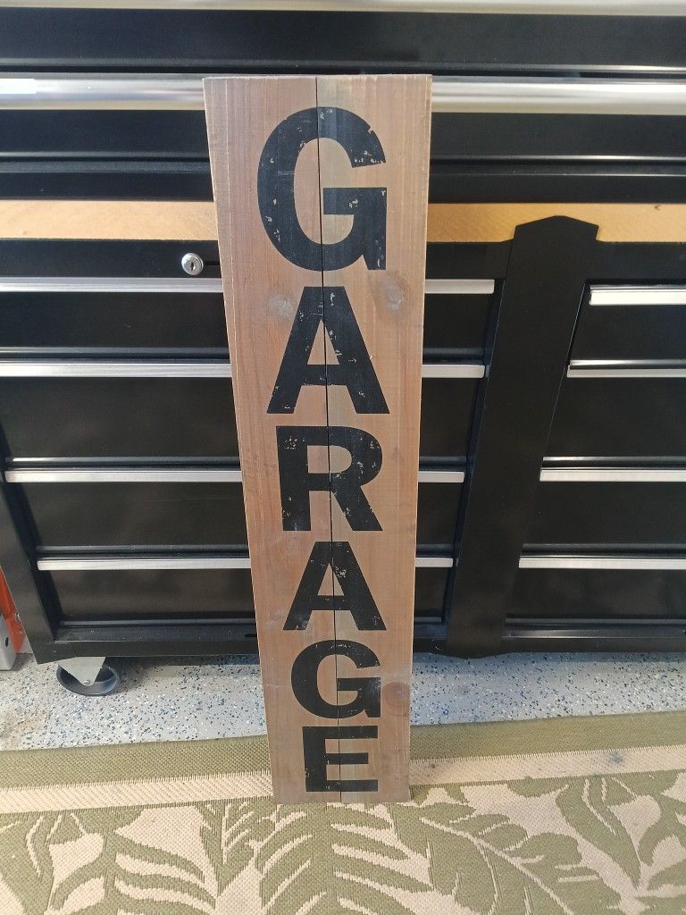 "Garage" Wooden Sign