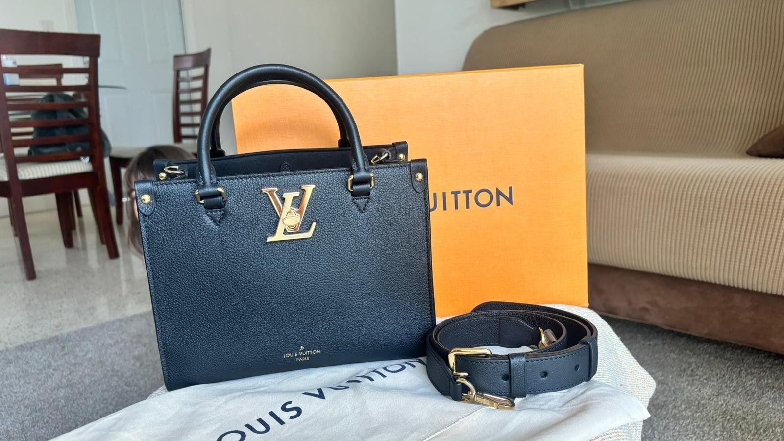Louis Vuitton Bag Lock&Go Original 