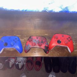 xbox controllers