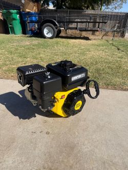 CHAMPION 224cc engine; everything works well. motor CHAMPION 224cc todo funsiona bien