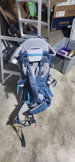 Kelty hiking back pack that holds a todler