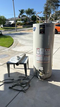 50 gallon Bradford White Gas Water Heater