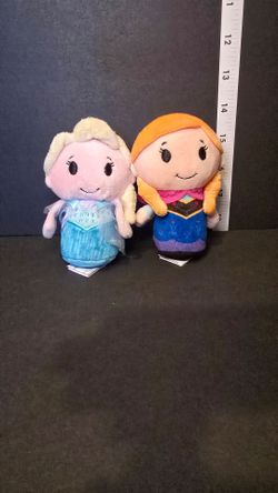 Hallmark Itty Bittys Frozen Elsa & Anna Plush Set