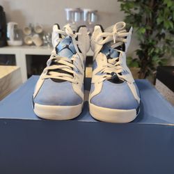 Size 11 - Jordan 6 Retro 'UNC White'