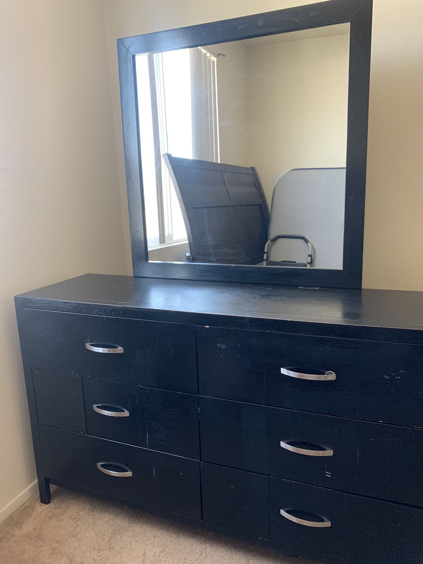Mirror With Drawers