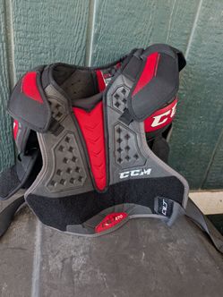 CCM Hockey Shoulder pads/ Chest protector.