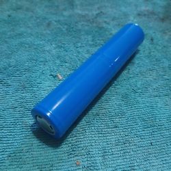 


FLASHLIGHT 
Maglite Replacement Battery 