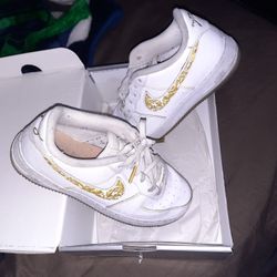 Boys Nike Shoes Size 6.5y