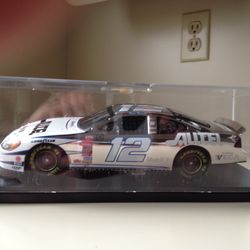 Ryan Newman Rookie 1:24 Scale die-cast Car