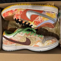 Nike SB Dunk Street Hawkers