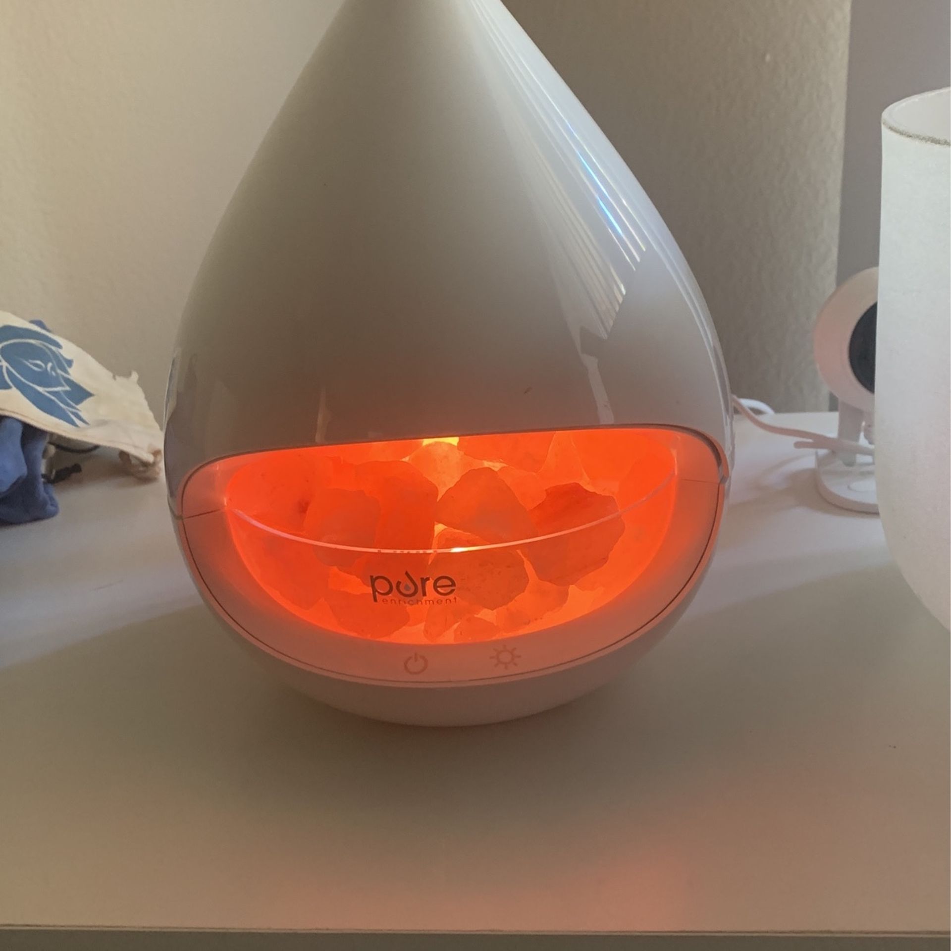 Pure glow Himalayan salt aromatherapy diffuser