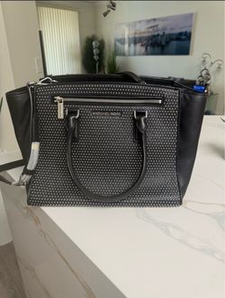 Pretty Stuff ( Ask For Price)