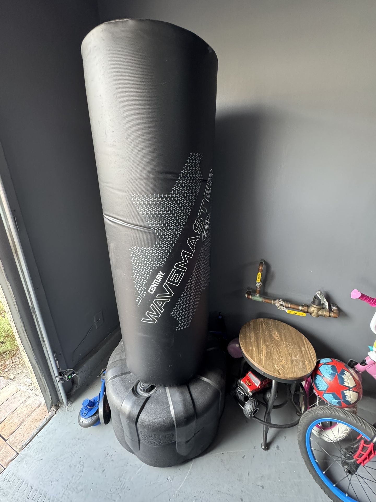 Punching Bag (Wavemaster XXL) 
