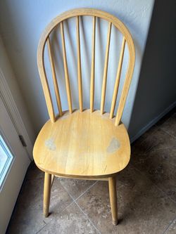Wood Windsor Spindle Back Dining Chair
