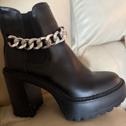 Steve Madden Boots 