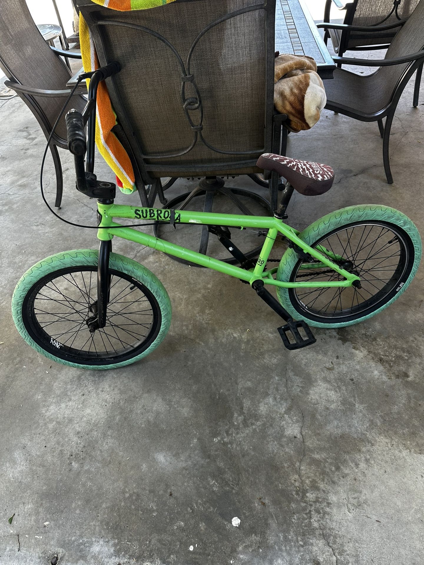 Subrosa BMX Bike
