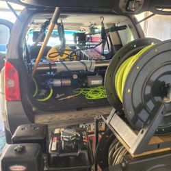 Pressure Washer/Tucker Filtration & Waterfed Pole