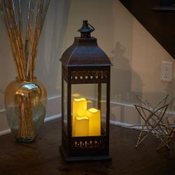 SET 2 PAIR OF LANTERNS 3 CANDLE 28" HIGH W REMOTE 