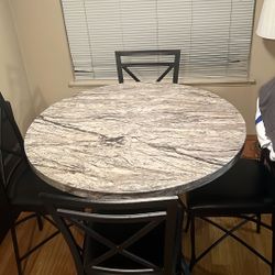 Dining Room Table 
