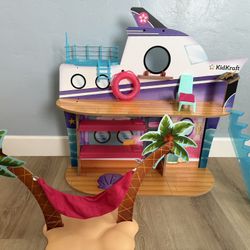 KidKraft Luxe Life 2-in-1 Wooden Cruise Ship and Island Doll Play Set Kids Toys 