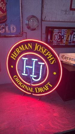 Neon Beer Sign