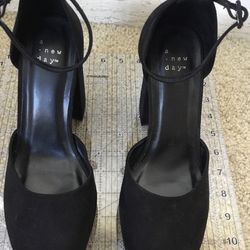 A New Day" women's black block-heel platforms Size 7.5