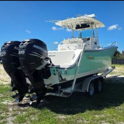 MAKO (contact info removed) VERADOS 300 CON 590 HORAS TRAILER 2023 ESTA EN NAPLES INTERESADOS LLAMAME 786@915@2829 