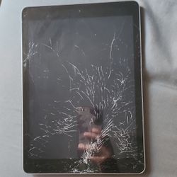 IPad A1822 5th Generation Tablet