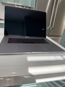 Selling my 2016 15-inch i7 MacBook Pro