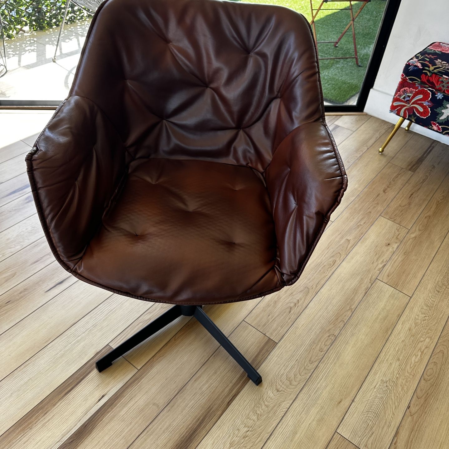 Vegan Leather Office Chair Brown