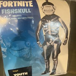 Fortnite Fish skull Medium Youth 10/12