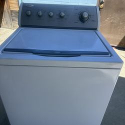 Top Load Washer Whirlpool .