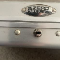 Zero Halliburton Aluminum 9 Cigar Travel Case Humidor