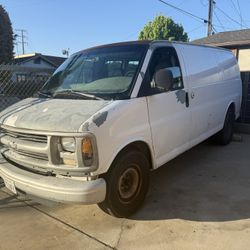 2001 Chevrolet Express