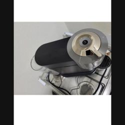 Nespresso Vertuo Next Deluxe Coffee and Espresso Machine, Black Open Box
