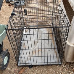 Dog Kennel / Crate 