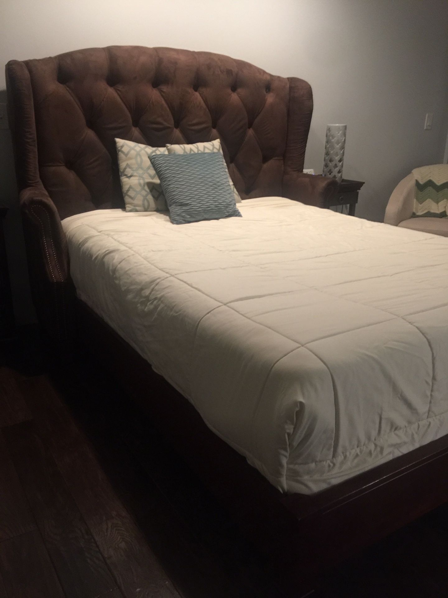 Bombay Queen upholstered headboard and wood frame (mattress and/or box spring free) for Queen bed
